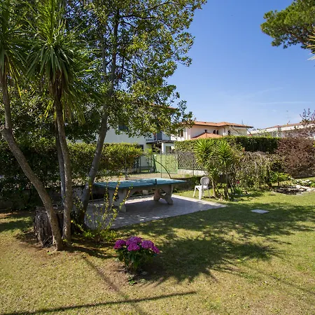 Giada Szálloda Marina di Massa